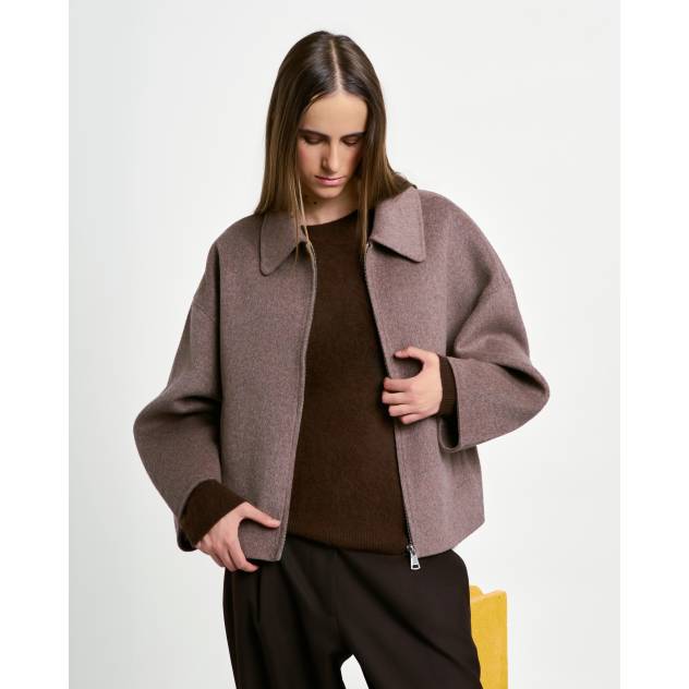 Taupe